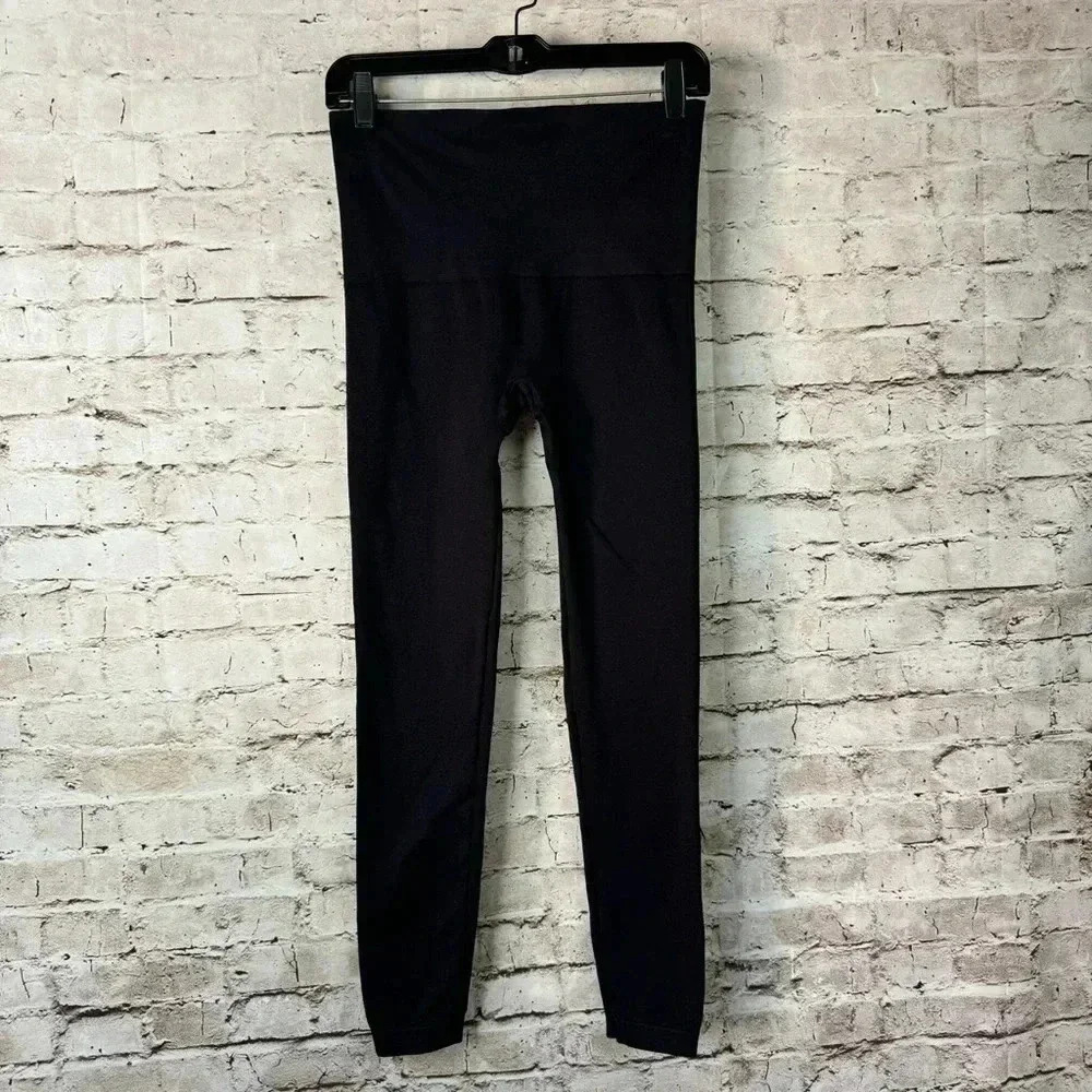Spanx Women's XL Look At Me Now Seamless Leggings Black Nylon Stretch Active
